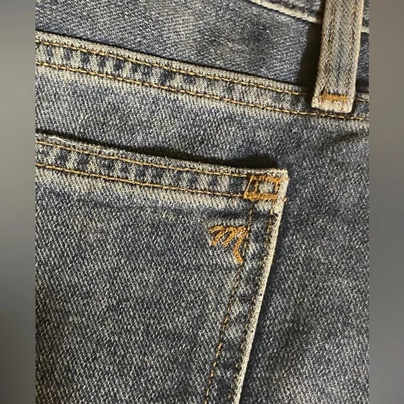 Madewell Dad Jean Denim Button Front Shorts - Size 27 - Picture 9 of 9